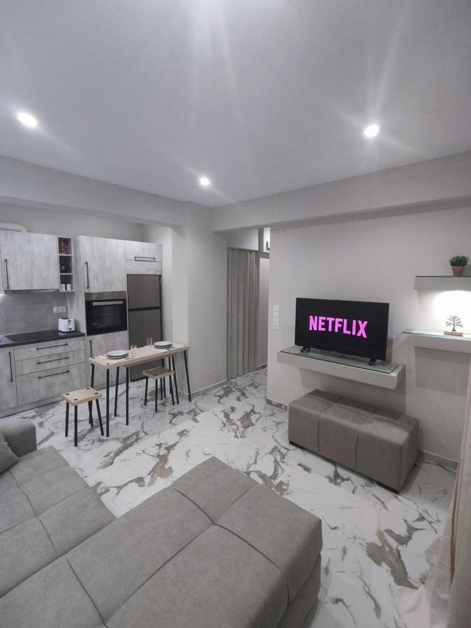 Chalkida Hilltop Apartments エクステリア 写真